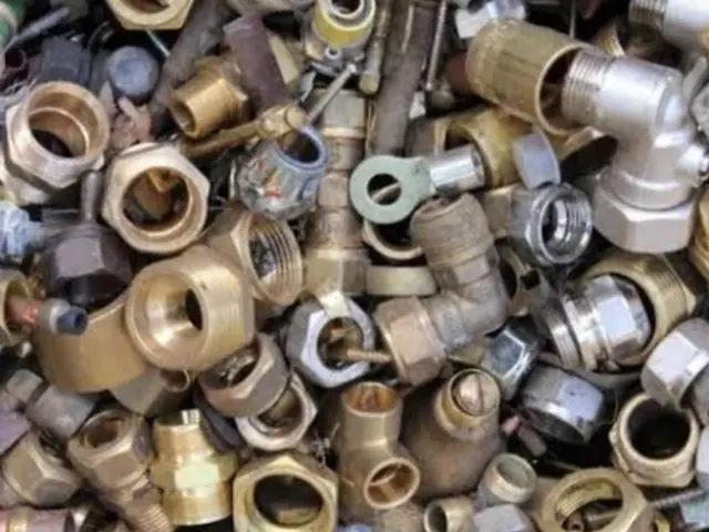 Brass radiators and fittings
