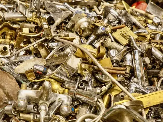 Brass sheet and utensils